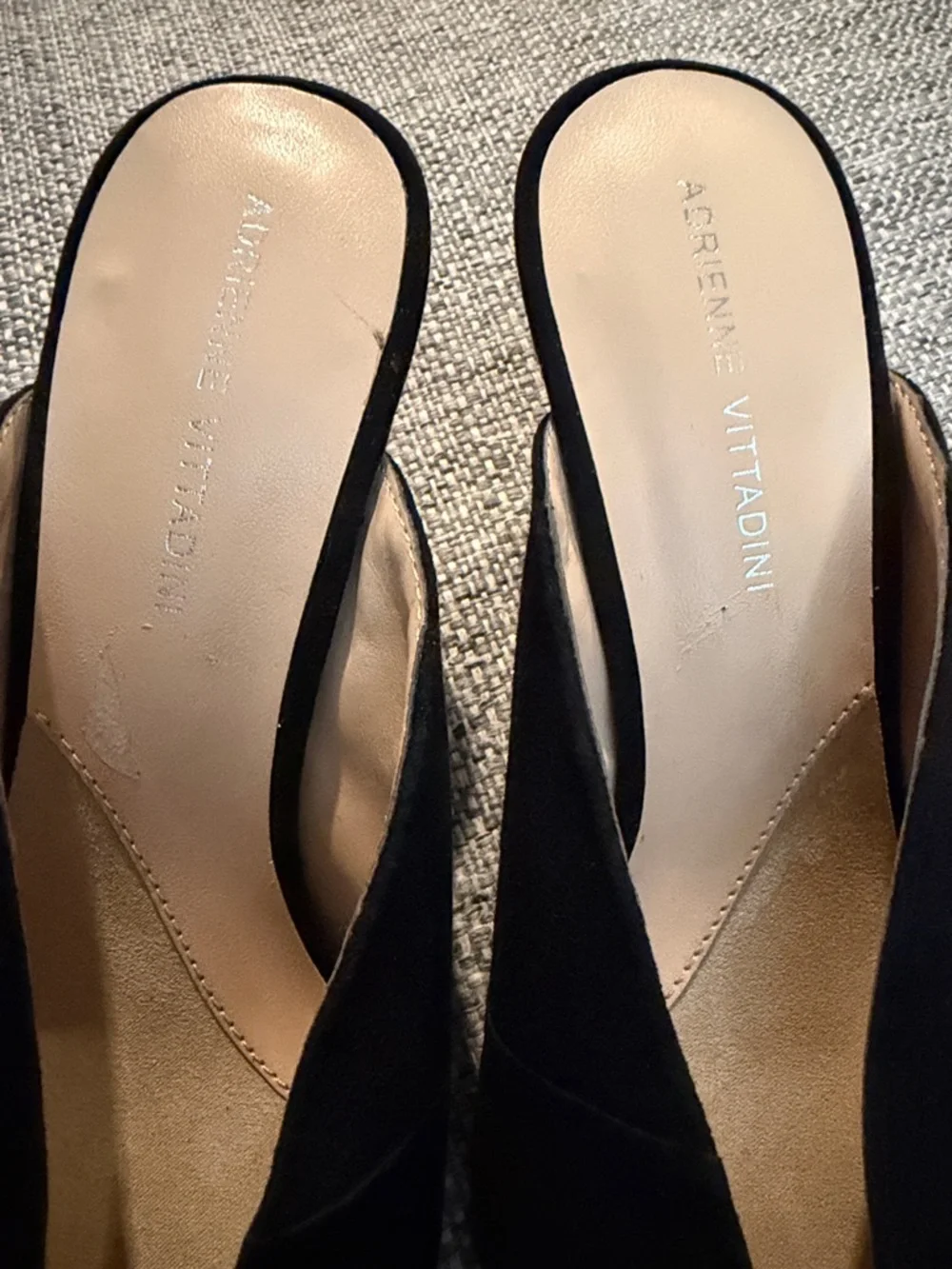 NEW Adrienne Vittadini Adrian Slide Pump Black Suede Size 7.5 - Picture 5 of 8